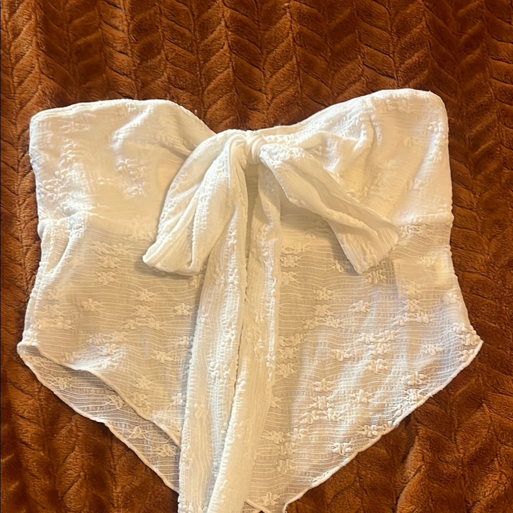 SHEIN White Lace Strapless Blouse